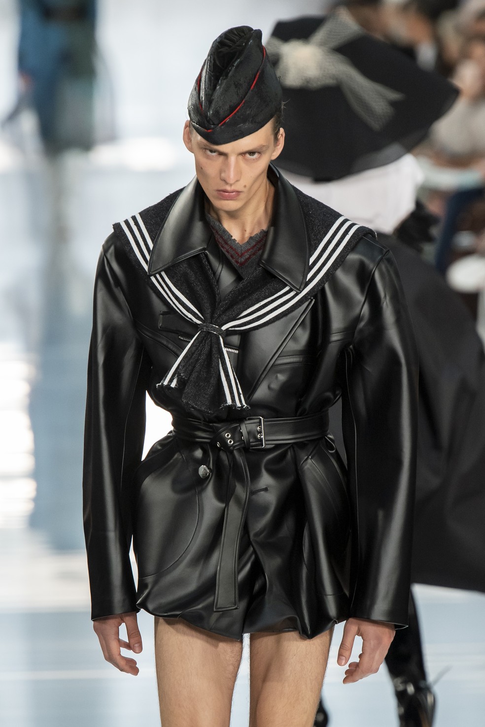 John Galliano renova seu contrato com a Maison Margiela Moda vogue