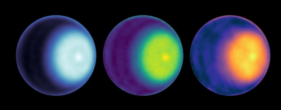 Cientistas da Nasa identificaram o primeiro ciclone polar em Urano, visto aqui como um ponto de cor clara à direita do centro em cada imagem do planeta. As fotos usam bandas de comprimento de onda K, Ka e Q (da esquerda para a direita)