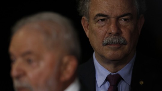Lula vai hoje à posse de Mercadante no BNDES: veja quem é o novo chefe do banco e seus desafios