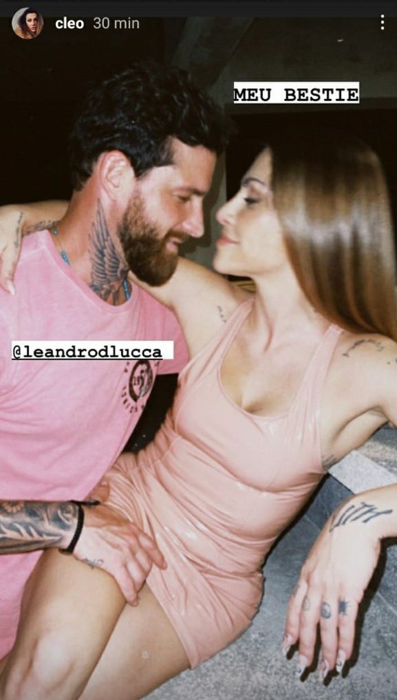 Cleo e o namorado, Leandro D´Lucca (Foto: Reprodução/Instagram)