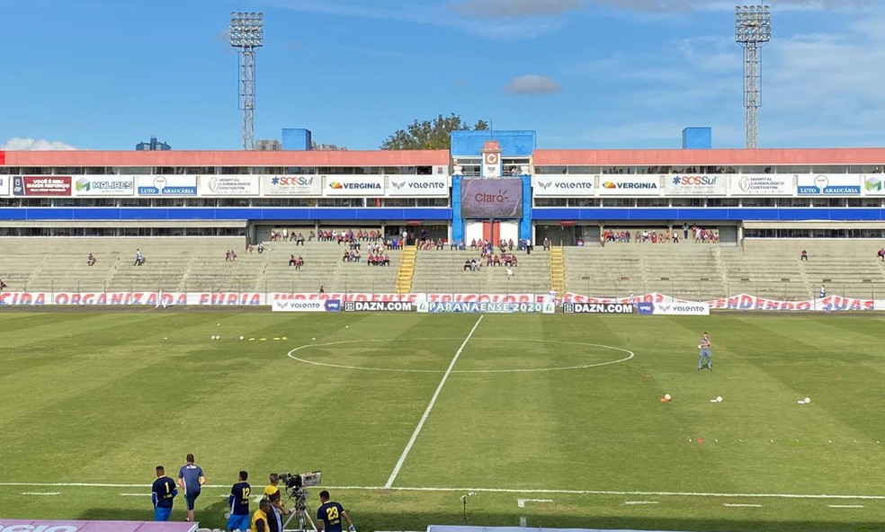 Parana Clube X Coritiba Veja Escalacoes Desfalques E Arbitragem Pelo Paranaense Campeonato Paranaense Ge