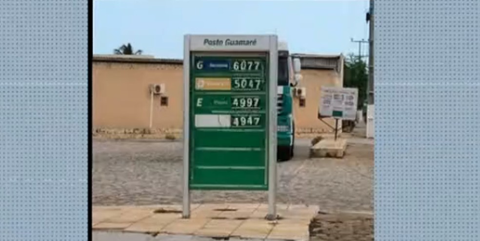 Em Guamar&eacute;, j&aacute; h&aacute; postos cobrando acima dos R$ 6 &mdash; Foto: Redes sociais