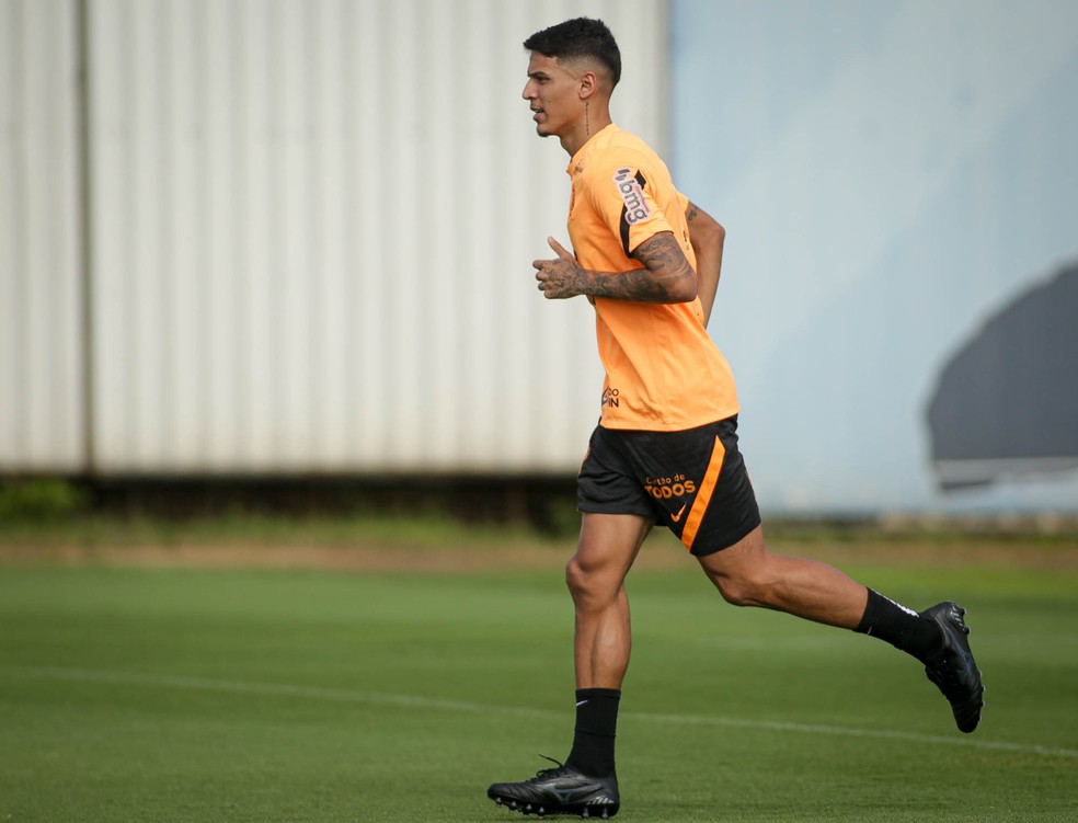 Caetano se valoriza no Goiás e deve 