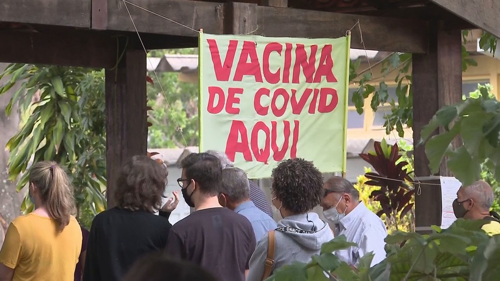 Vacinação contra a Covid-19 no Distrito Federal.  — Foto: TV Globo/Reprodução 
