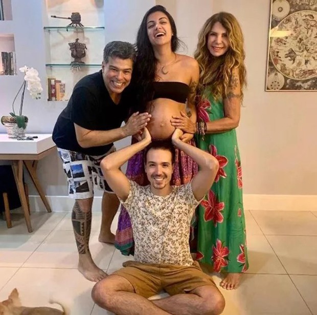 Elba Ramalho, Maurício Mattar, Luã Mattar e Amanda (Foto: Reprodução/ Instagram)