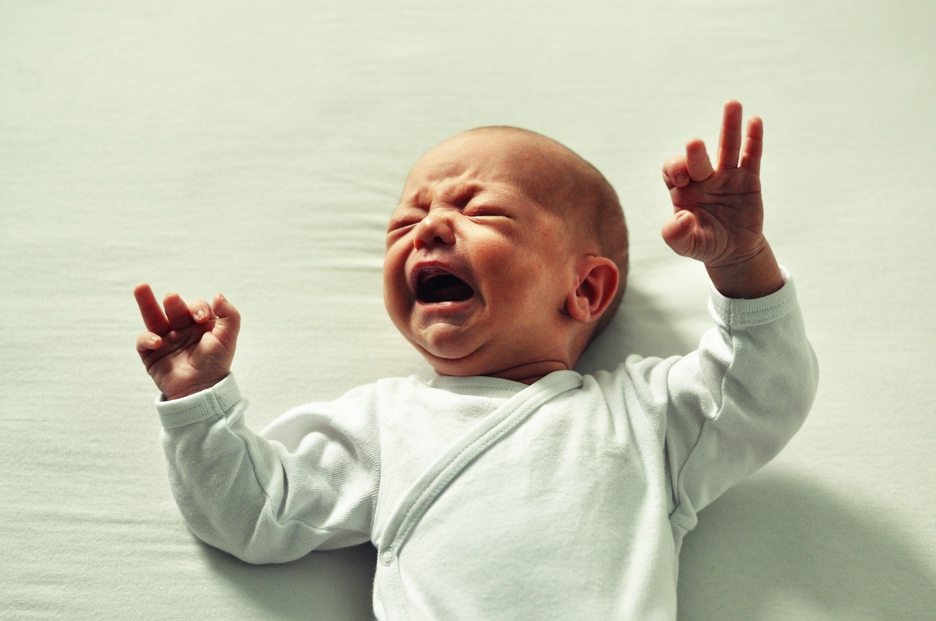 Desequilíbrio intestinal em bebês aumenta risco de asma na fase adulta (Foto: joffi/Pixabay )