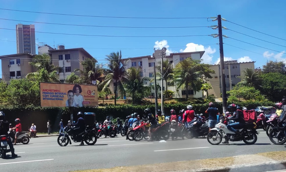Motociclistas fizeram manifestação e atpo deixou trânsito congestionado nas principais vias de Salvador — Foto: Arquivo Pessoal