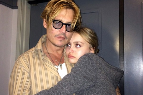 Johnny e Lily-Rose Depp (Foto: Instagram)