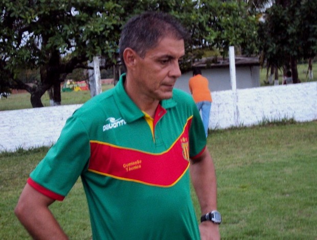 Ivair Gomes deixa o Sampaio (Foto: Afonso Diniz/Globoesporte.com)