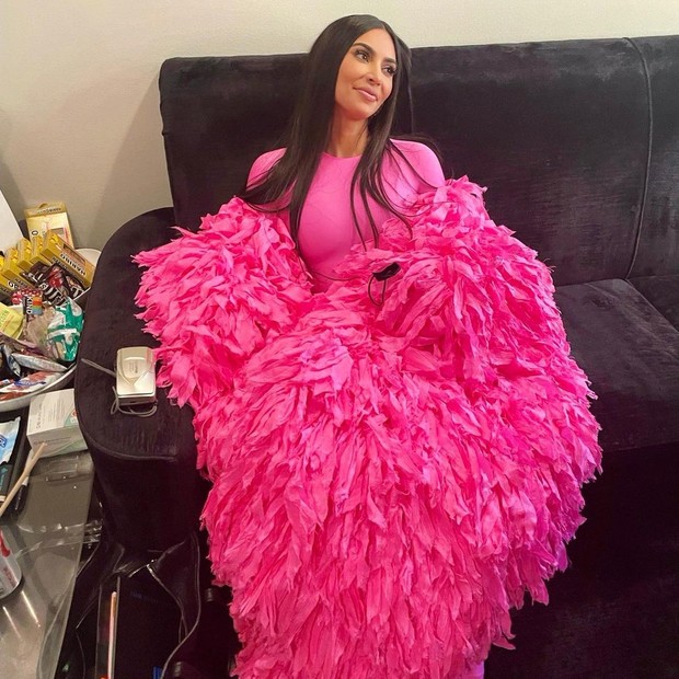Kim Kardashian no SNL (Foto: Instagram/Reprodução)