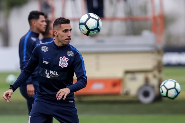 Julgamento de Gabriel causa preocupação em Carille: 