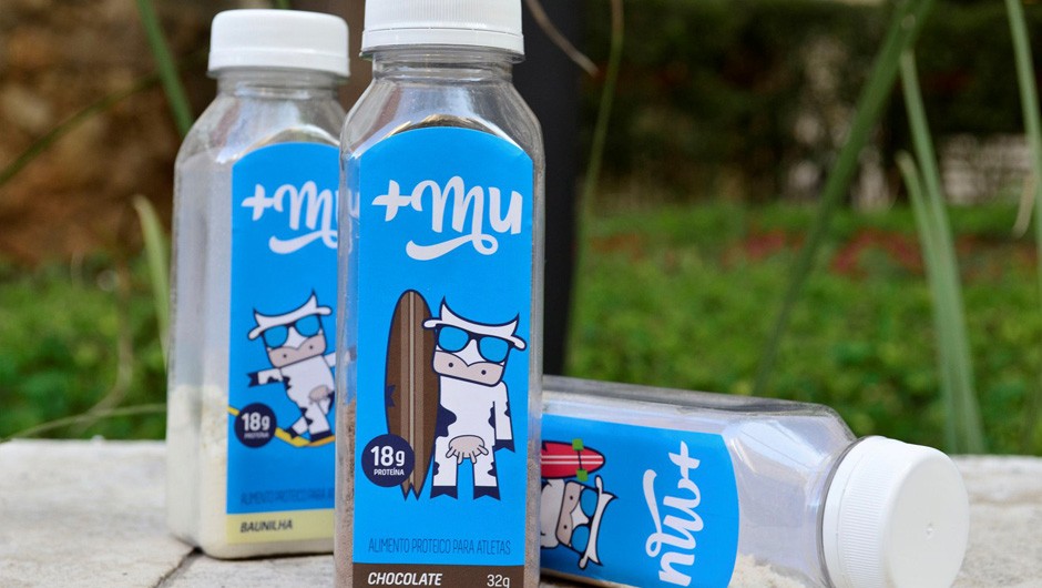 +MU: proteína do leite em pó nos sabores chocolate, baunilha e morango (Foto: Divulgação)