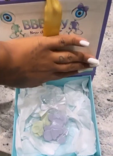 Viih Tube mostra detalhes do convite de chá revelação do bebê: 'BBBaby' (Foto: Reprodução/ Instagram)