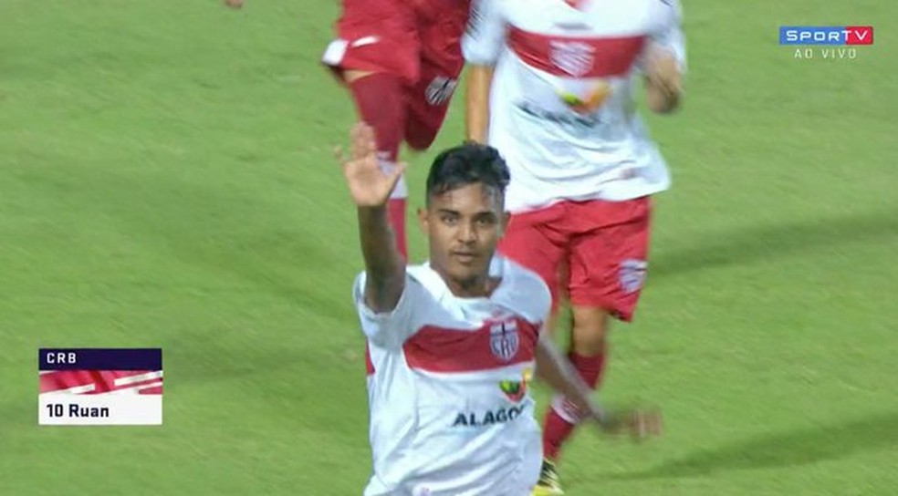 Ruan foi o artilheiro do CRB na Copinha — Foto: Reprodução Sportv