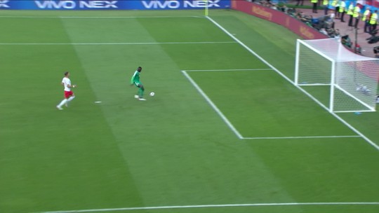 Comentaristas analisam gol curioso de Senegal e aliviam árbitro: "Azar danado"