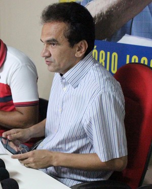 Elizeu Aguiar, presidente do River-PI, coletiva  (Foto: Wenner Tito)