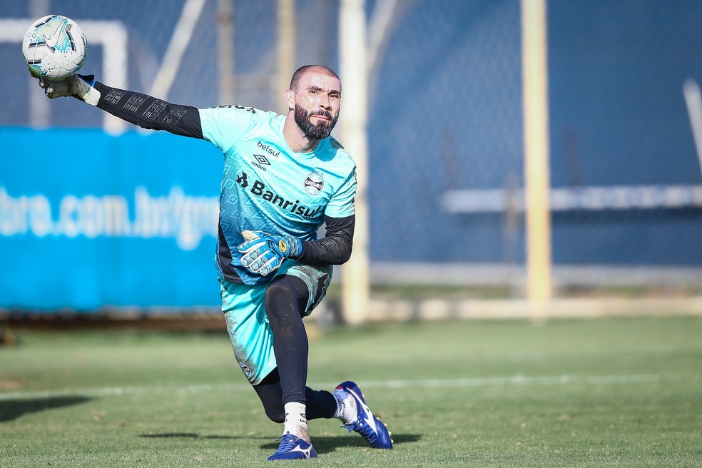 Vanderlei deixa o Grêmio após uma temporada — Foto: Lucas Uebel/Divulgação Grêmio