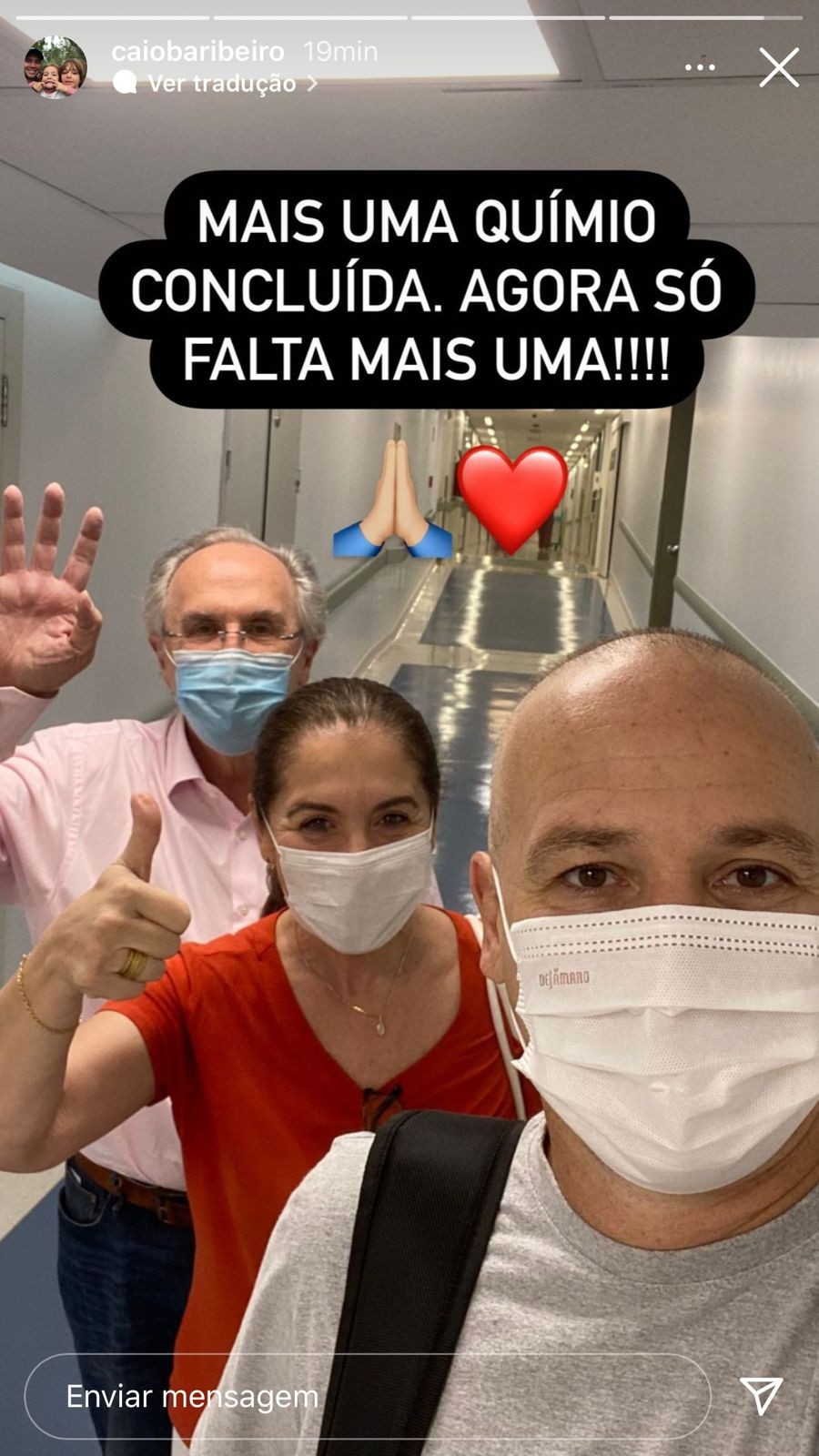 Caio Ribeiro celebra quimio (Foto: Reprodução/Instagram)