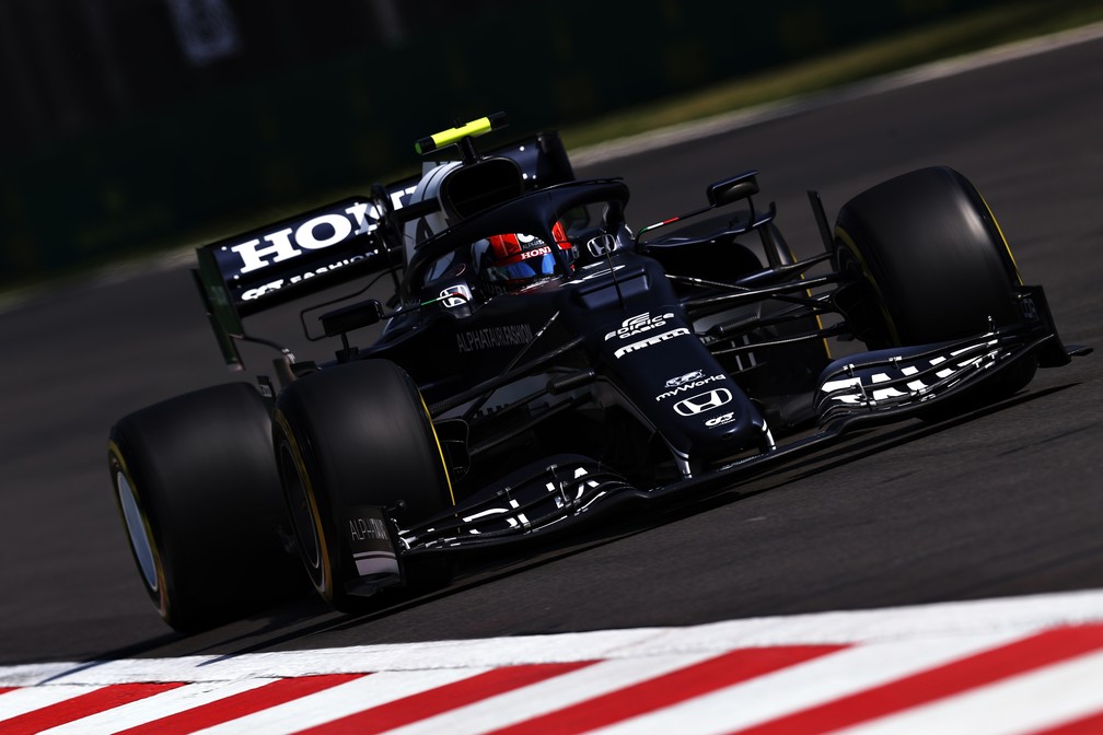 Pierre Gasly vai largar na quinta posição após mais uma classificação excepcional com a AlphaTauri — Foto: Lars Baron/Getty Images
