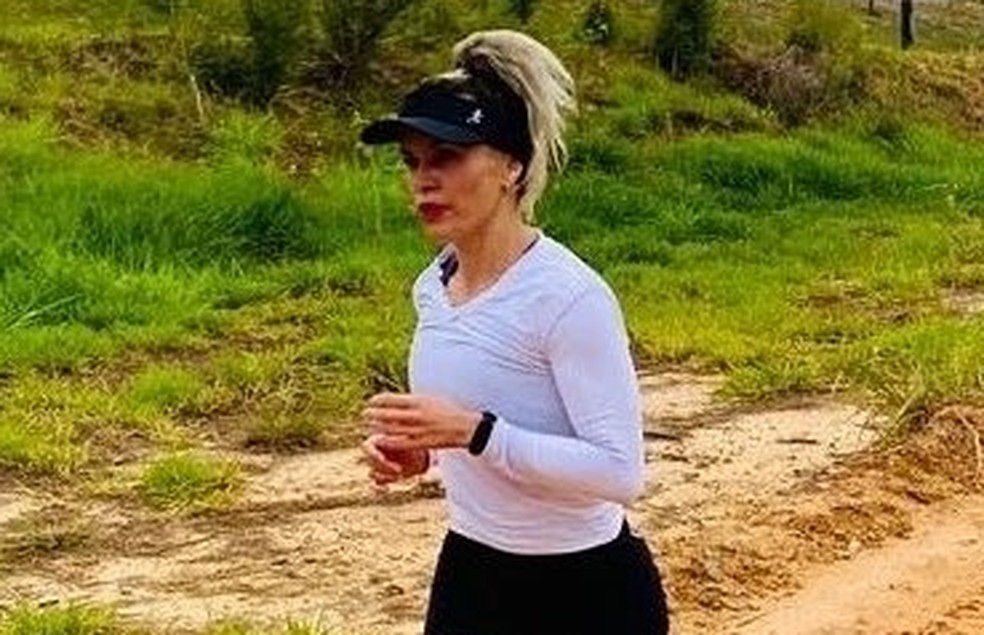  Jaquelaine Aparecida Pompeu, de 36 anos, morreu em acidente de trânsito na Rodovia Anhanguera, entre Campinas e Valinhos — Foto: Reprodução/Facebook