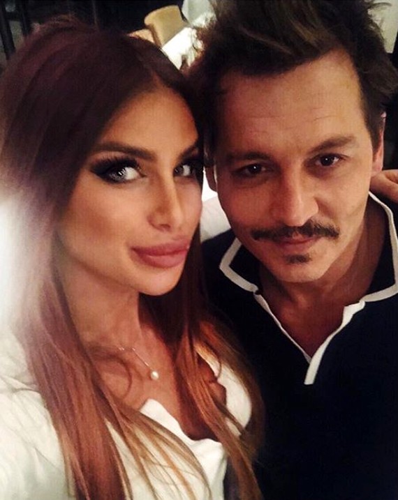Johnny Depp e Ivana Nikolic (Foto: Instagram)
