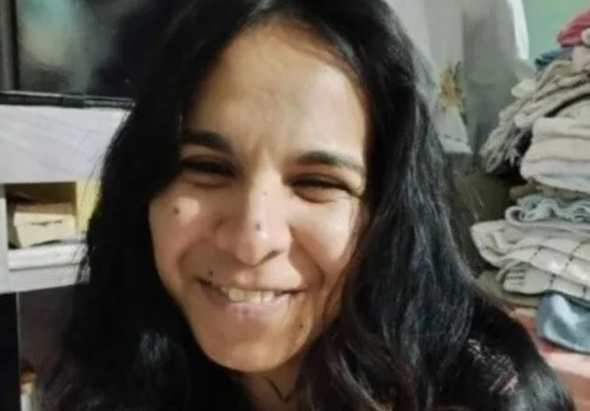 Corpo De Mulher Assassinada Pelo Ex Marido Na Frente Do Filho Enterrado Em S O Carlos S O