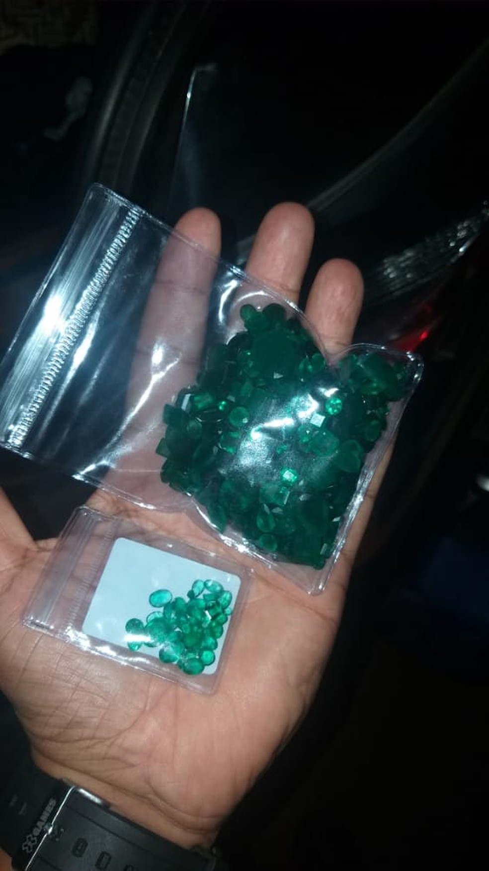 Pedras preciosas foram recuperadas — Foto: Polícia Militar de Mato Grosso