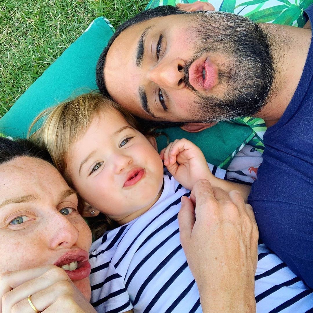 Mariana Weickert em família (Foto: Reprodução / Instagram)
