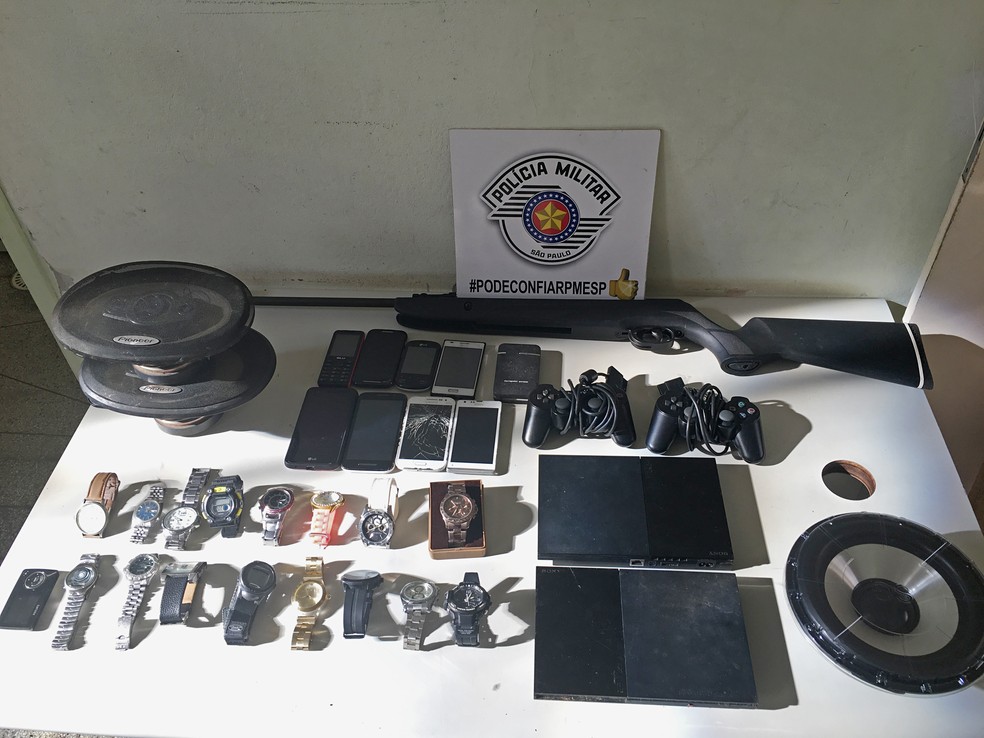 Produtos foram localizados em uma residência do Parque José Rotta (Foto: Stephanie Fonseca/G1)