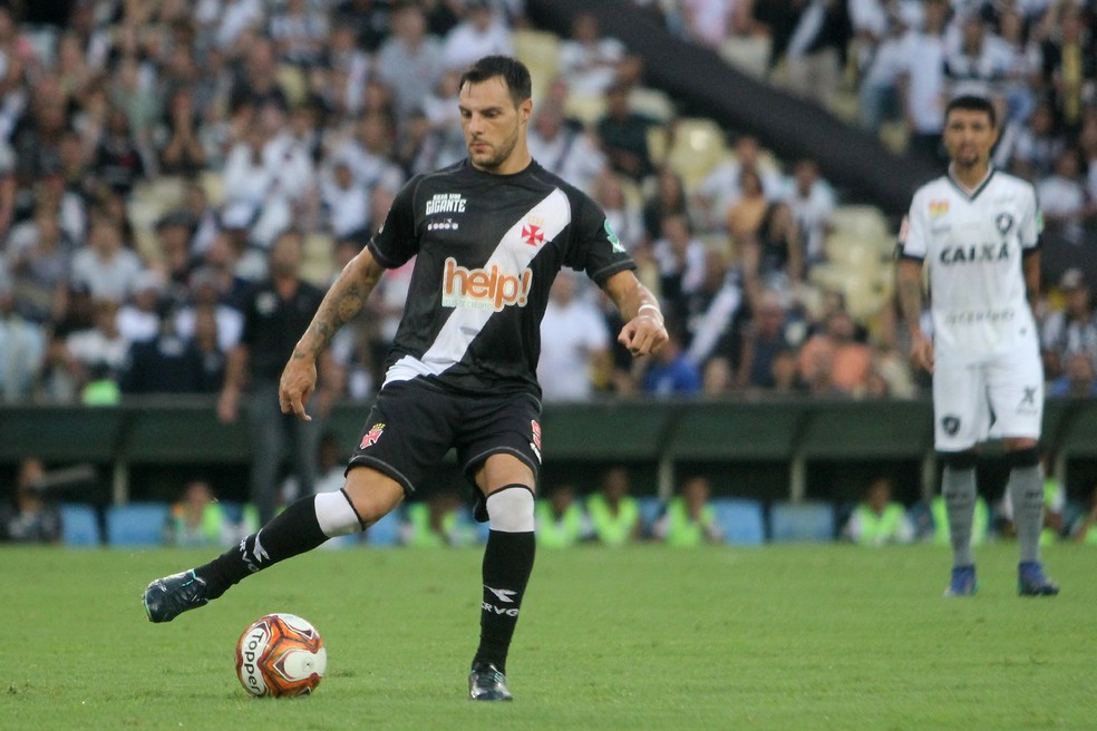 Desábato chegou neste ano e já conquistou a torcida do Vasco (Foto: Paulo Fernandes/Vasco)