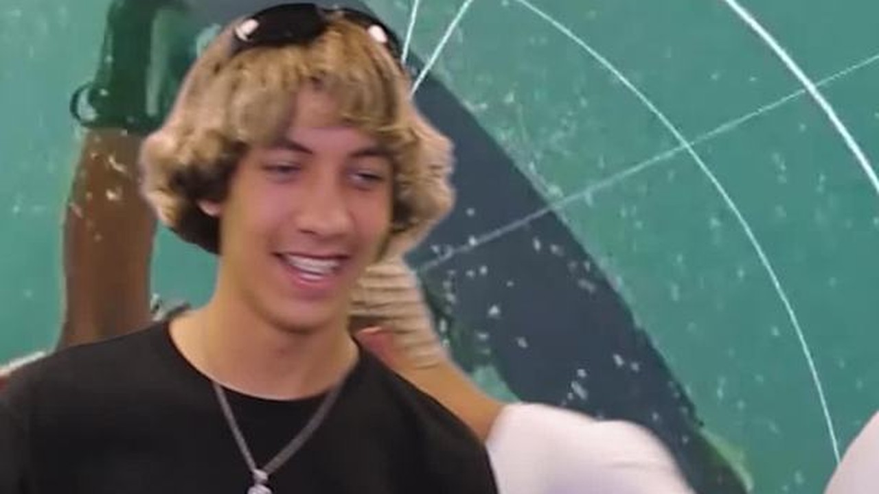 Simplesmente Xurrasco dan&ccedil;ando a m&uacute;sica do Esporte Espetacular salvou meu dia!