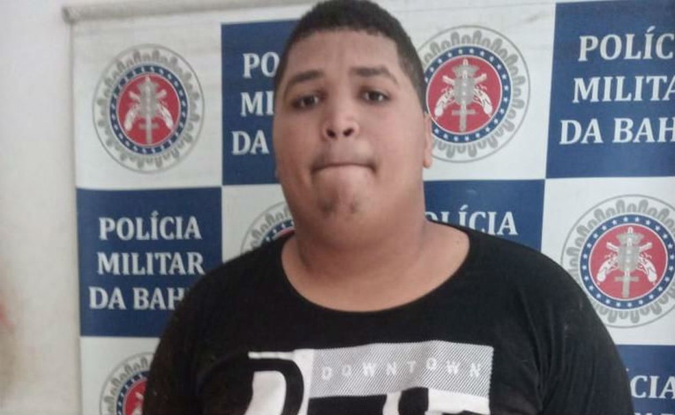 Jovem de 19 anos é suspeito de sequestrar, agredir, atropelar e tentar de estuprar empresária em Porto Seguro — Foto: Divulgação/Polícia Militar de Porto Seguro