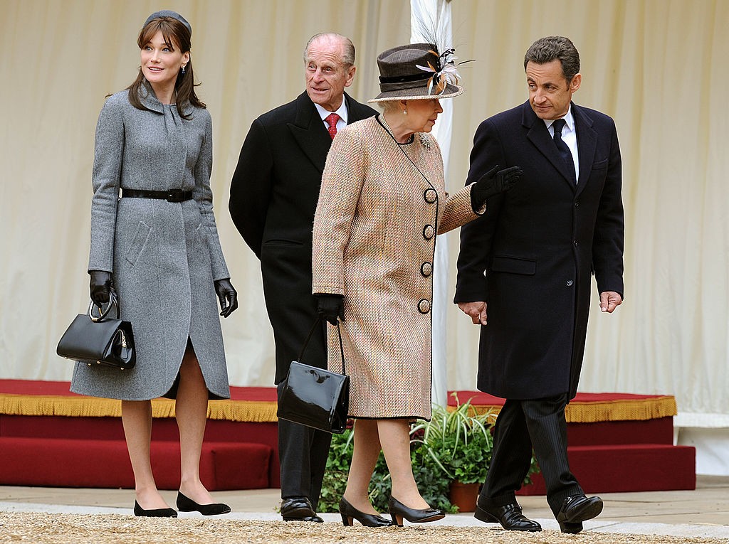 Carla Bruni, príncipe Philip, rainha Elizabeth e Nicolas Sarkozy (Foto: Getty Images)