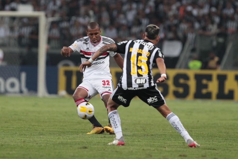 Luizão estreou pelo São Paulo em jogos do Campeonato Brasileiro — Foto: Rubens Chiri/Saopaulofc.net