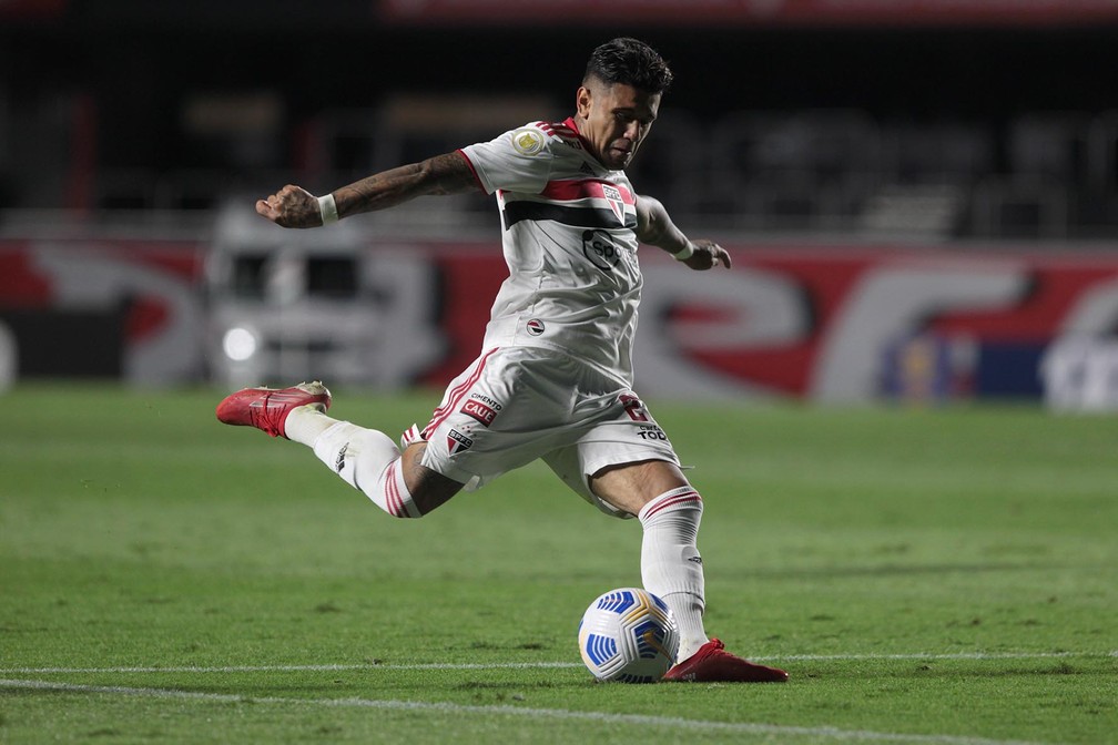 Galeano tem contrato de empréstimo com o São Paulo até o fim do ano — Foto: Rubens Chiri / saopaulofc