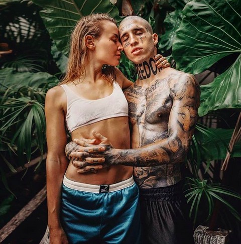 O casal alemão de influencers Catalin Onc e Elena Engelhardt  (Foto: Instagram)