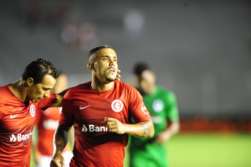 William Pottker marcou o gol do Inter no Paraná (Foto: Ricardo Duarte/Internacional/Divulgação)