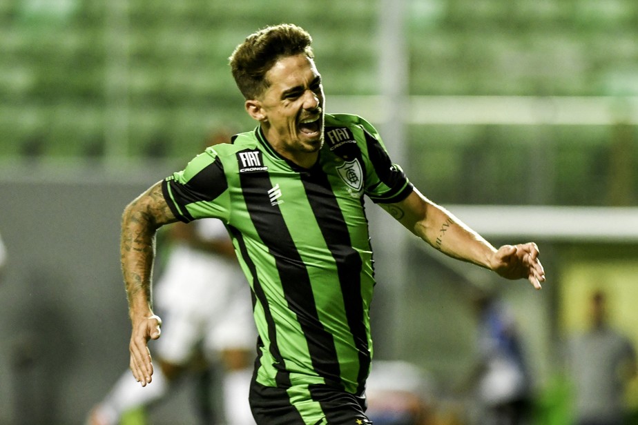 Felipe Azevedo ou Neto Berola? Givanildo Oliveira tem "dor ...