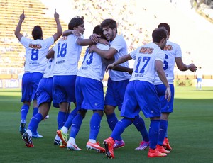 Embalado e líder, Cruzeiro só dá sinais de seguir na ponta do Brasileirão