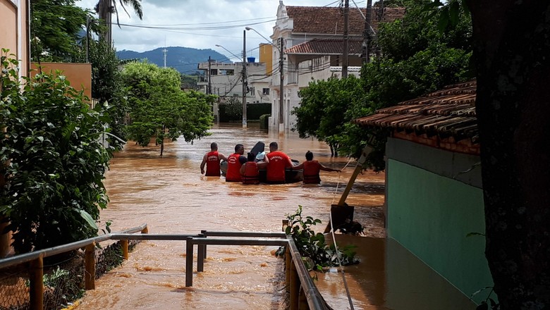 chuva-rj-porciuncula (Foto: Arquivo Pessoal)