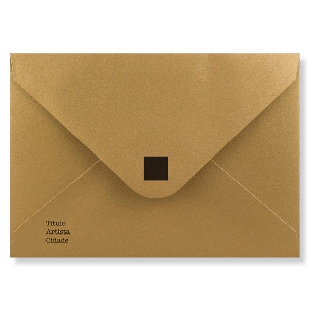 No projeto Quarentine, tudo o que o comprador vê é este envelope com o nome do artista (Foto: Divulgação)
