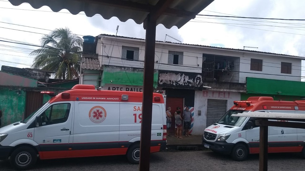 Dois homens sofrem choque elétrico durante instalação de antena e são  socorridos em estado grave em Natal | Rio Grande do Norte | G1