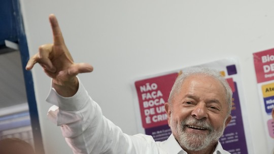 TSE aponta falta de registro de doações de artistas que se apresentaram em evento de Lula