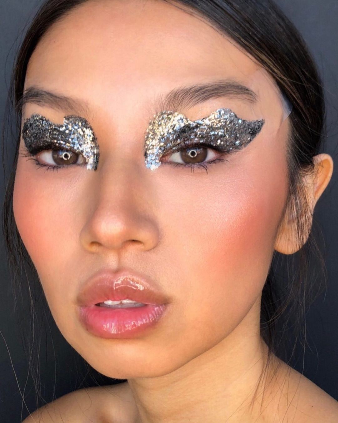 Maquiagem com glitter — Foto: Instagram/ Reprodução