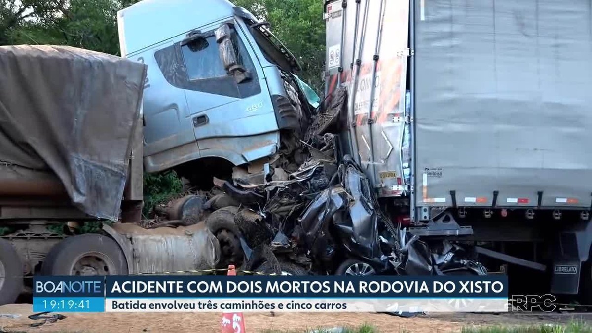 Três Pessoas Morrem Em Acidente Envolvendo Três Caminhões E Cinco