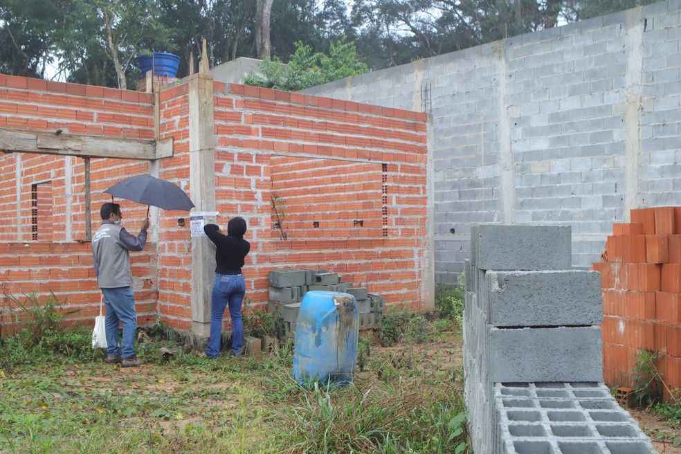 Expectativa é de que, com o bloqueio, novas construções irregulares sejam evitadas — Foto: Wanderley Costa/Secop Suzano