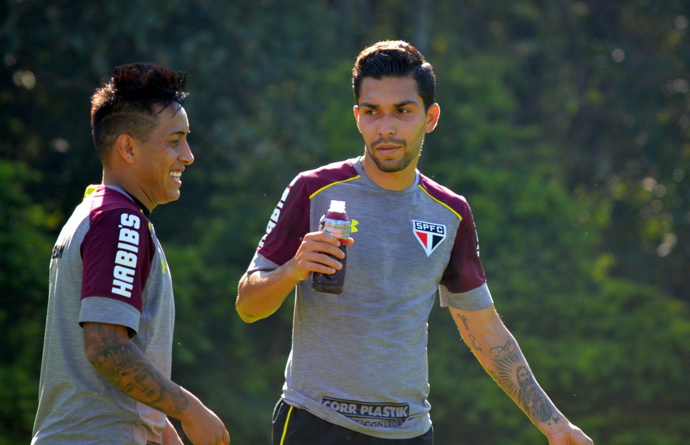 Petros é inscrito no BID, mas não sabe quando estreia pelo São Paulo