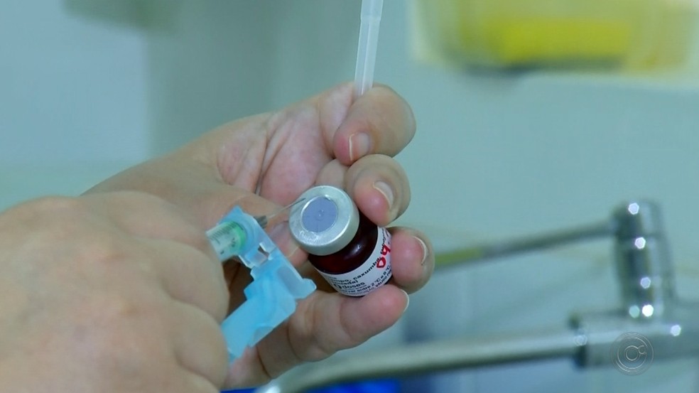 Vacina contra o sarampo — Foto: Reprodução/TV TEM