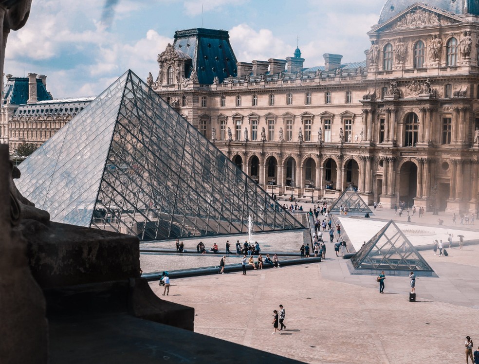 Museu do Louvre em Paris, França — Foto: Pexels