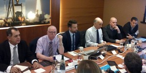 Reunião entre International Board e CBF em Londres para discutir Árbitro de vídeo (Foto: Divulgação/CBF)